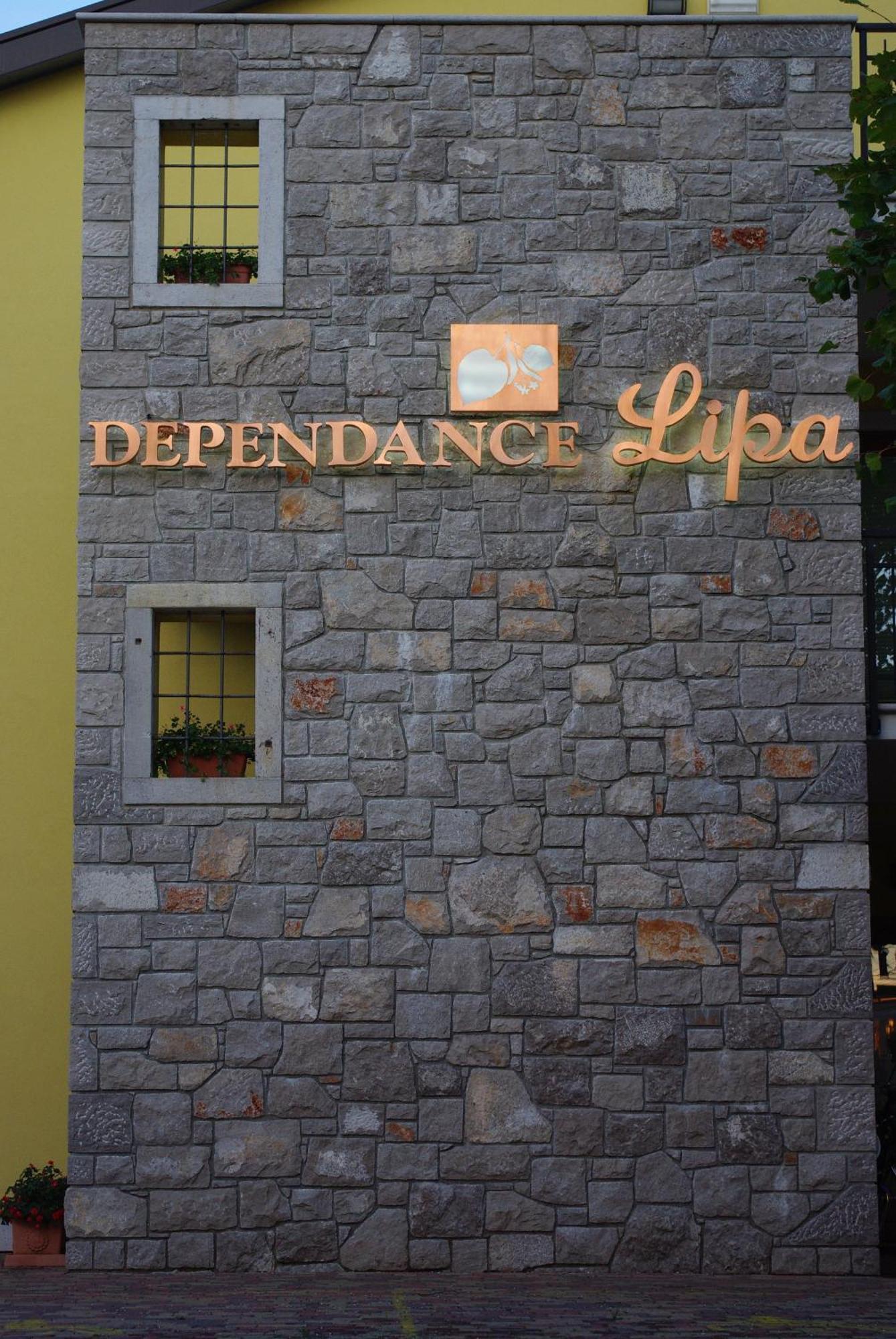 Отель Dependance Lipa Базовицца Экстерьер фото